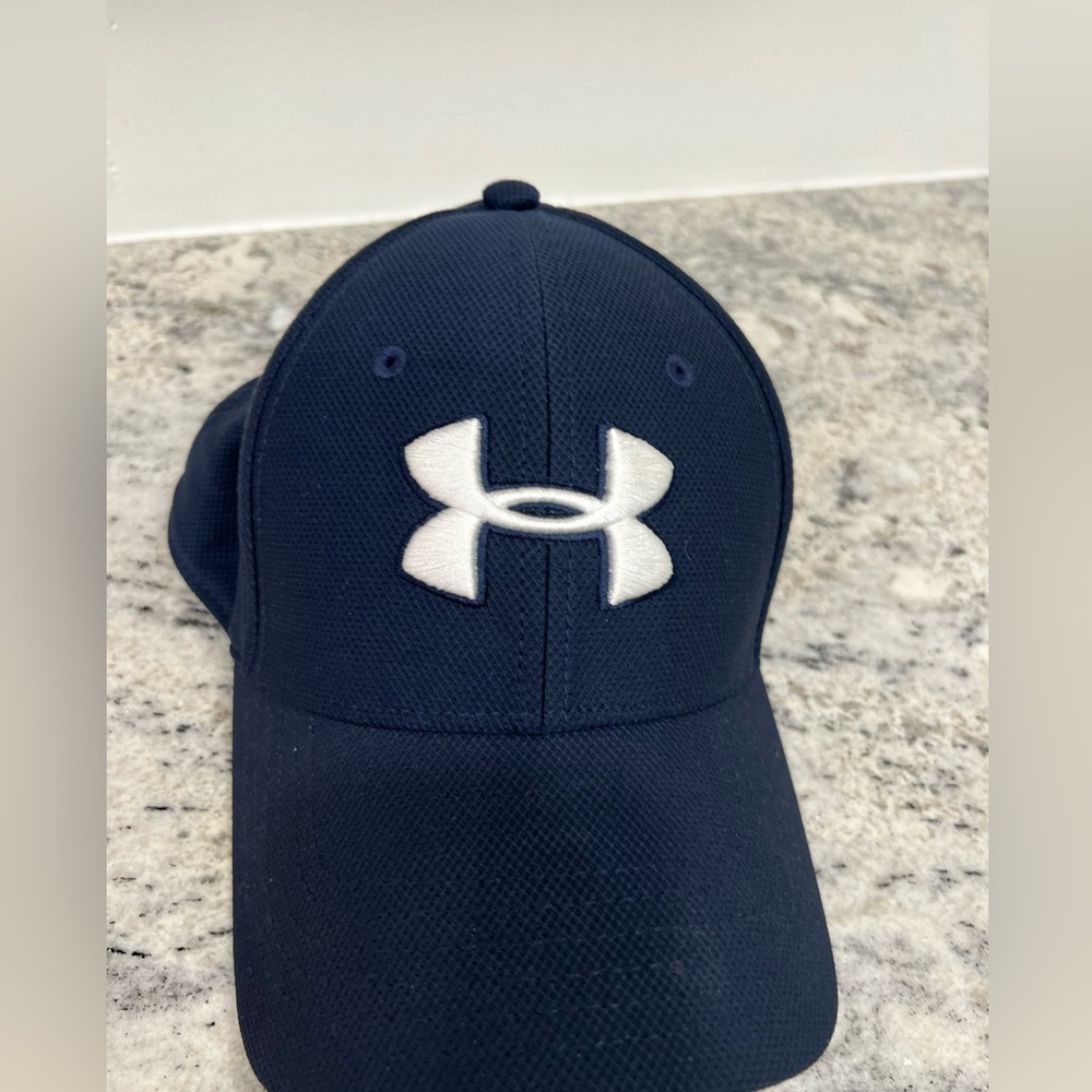 - Under Armour hat